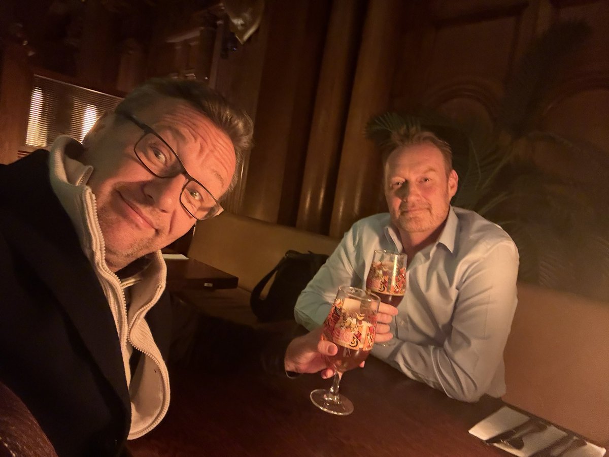 Always good to catch up with @officialbsb stalwarts - a cleansing 🍺 with Macca 😆 #storytelling