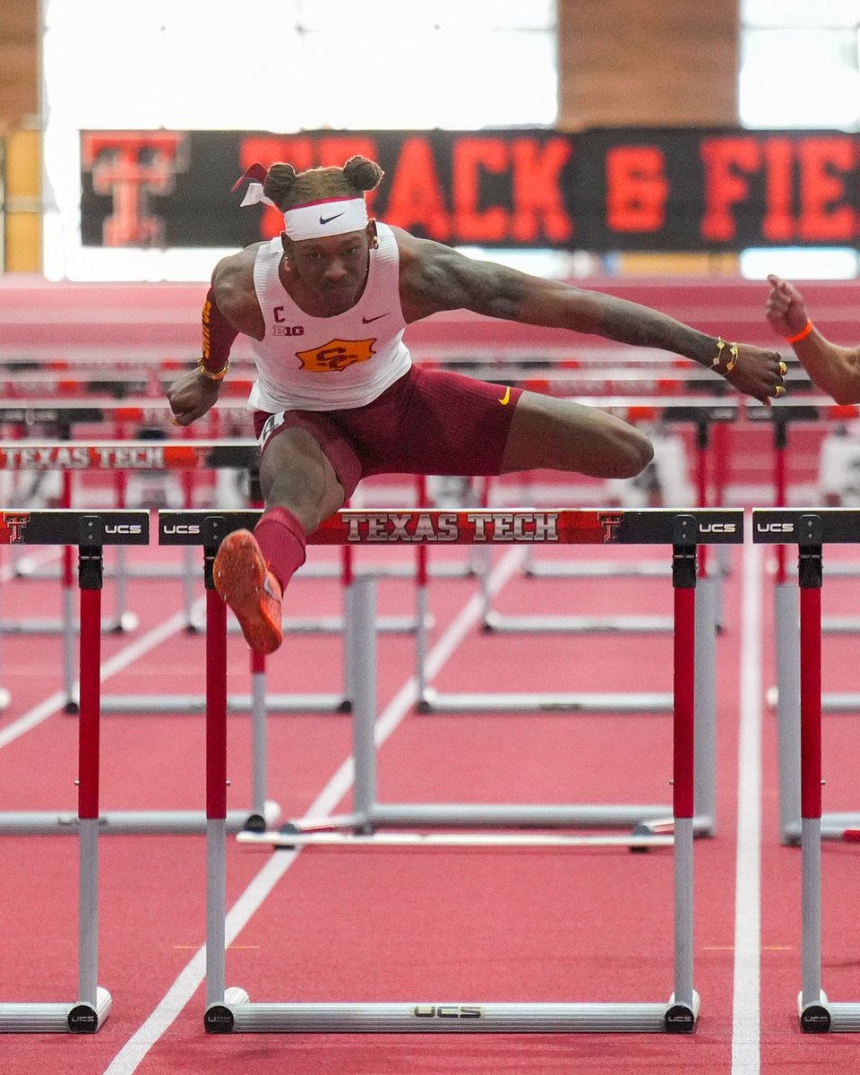 USC_Track_Field's tweet photo. 🥇 𝐌 𝟔𝟎𝐌 𝐇𝐔𝐑𝐃𝐋𝐄𝐒 𝐅𝐈𝐍𝐀𝐋 🥇

@JohnnyBrackins_ wins it in 7.56 👏 https://t.co/x2htbF3NSG