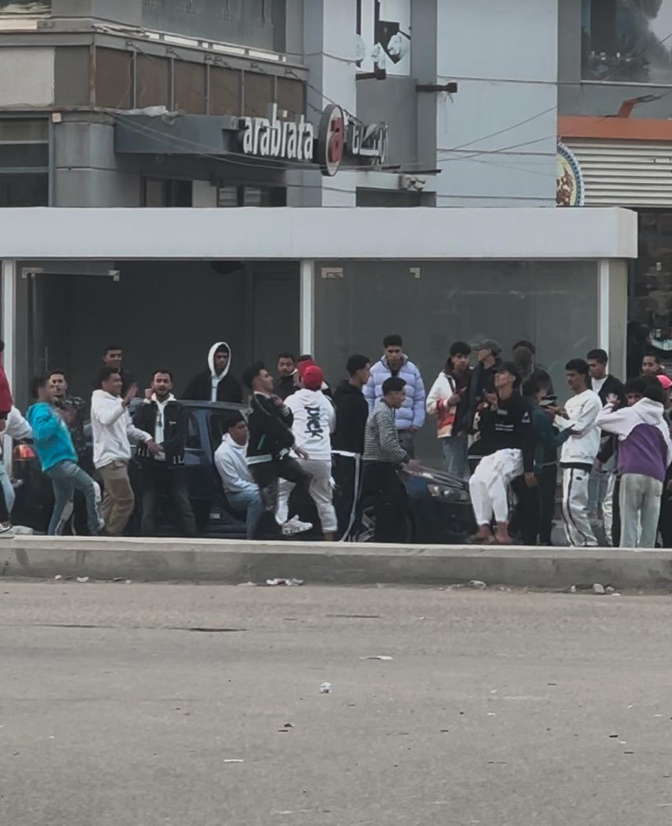 BoGeZawY's tweet photo. جهاز تنمية مدينة القاهرة الجديدة New Cairo city
🚨 سكان #التجمع_الأول يعانون من تصرفات غير لائقة وخطيرة من بعض طلاب معهد القاهرة الجديدة، تشمل:
تعاطي مواد غير قانونية
مشاجرات بالسلاح الأبيض
قيادة متهورة تسببت بحوادث
حياتنا في خطر!
@NewCairoToday @moiegy #الحقيقة_تبني https://t.co/0Konux2c5W