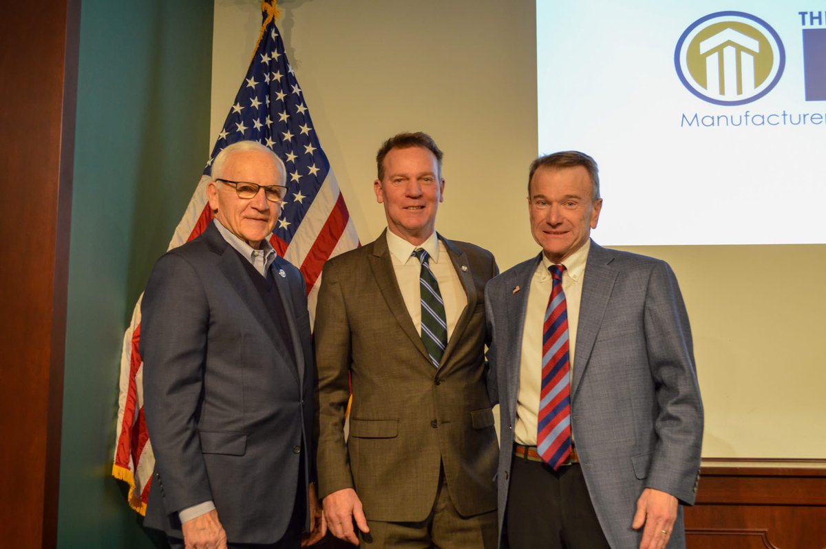 SenatorGeneYaw's tweet photo. Thank you @mbausa for inviting me to talk energy yesterday in Erie! 

A great discussion on how energy policy impacts PA, the essential role grid reliability plays in our daily lives, the stark reality our state faces &amp; the short window of opportunity we have to address it. https://t.co/8UGRUunly9