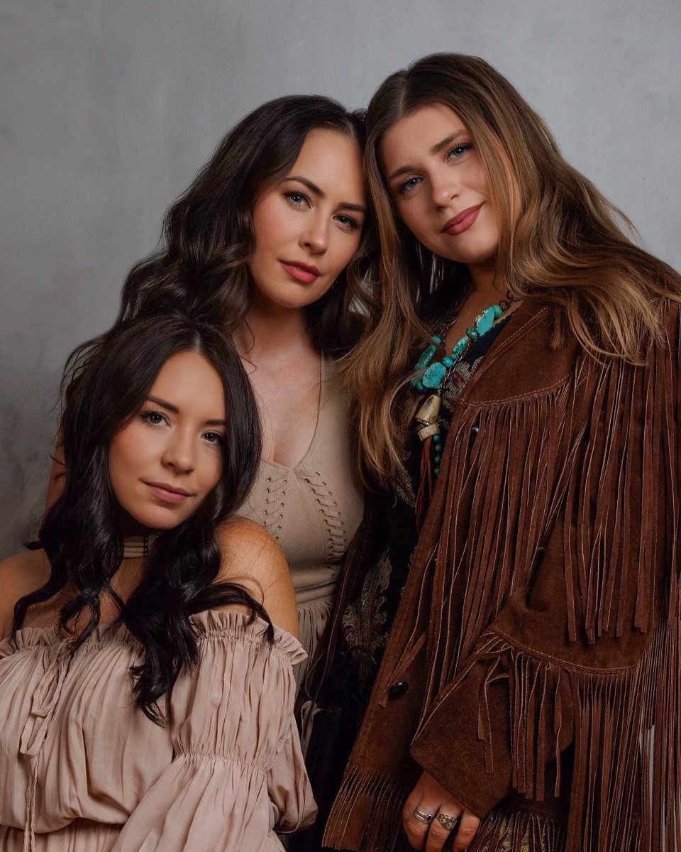 Three Times A Lady tweet media