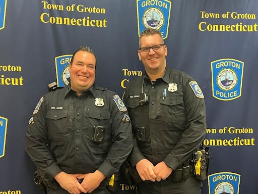 Town of Groton Police Officers Recognized for Capture of Homicide Suspect: On Thursday, Jan. 23, 2025, Chief L. J. Fusaro Jr. presented department coins to two Town of Groton Police Officers — Eric Kunze #795 and Officer Eric Chomka #133 — for their… grotonpolice.org/town-of-groton…