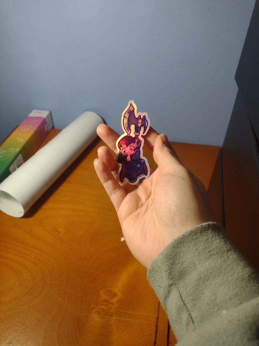 Besteau1's tweet photo. HOLY SHIT IM BACK. 

I don't play League of Legends any more but I still do art~

I make stickers now and I have my own online shop!
#darius #LeagueOfLegends #LeagueOfLegendsFanArt https://t.co/JlBhNui5lU
