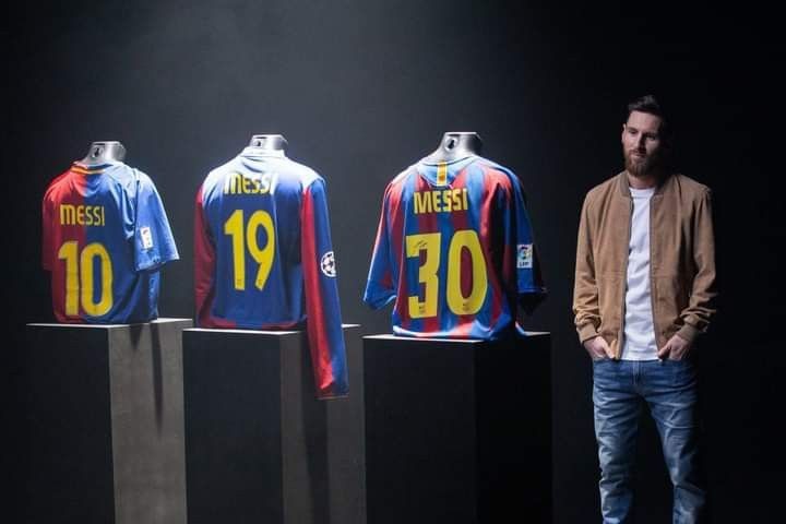 Messias (@messias30_) on Twitter photo Barcelona, el club de su vida. Barcelona, el club de su vida.