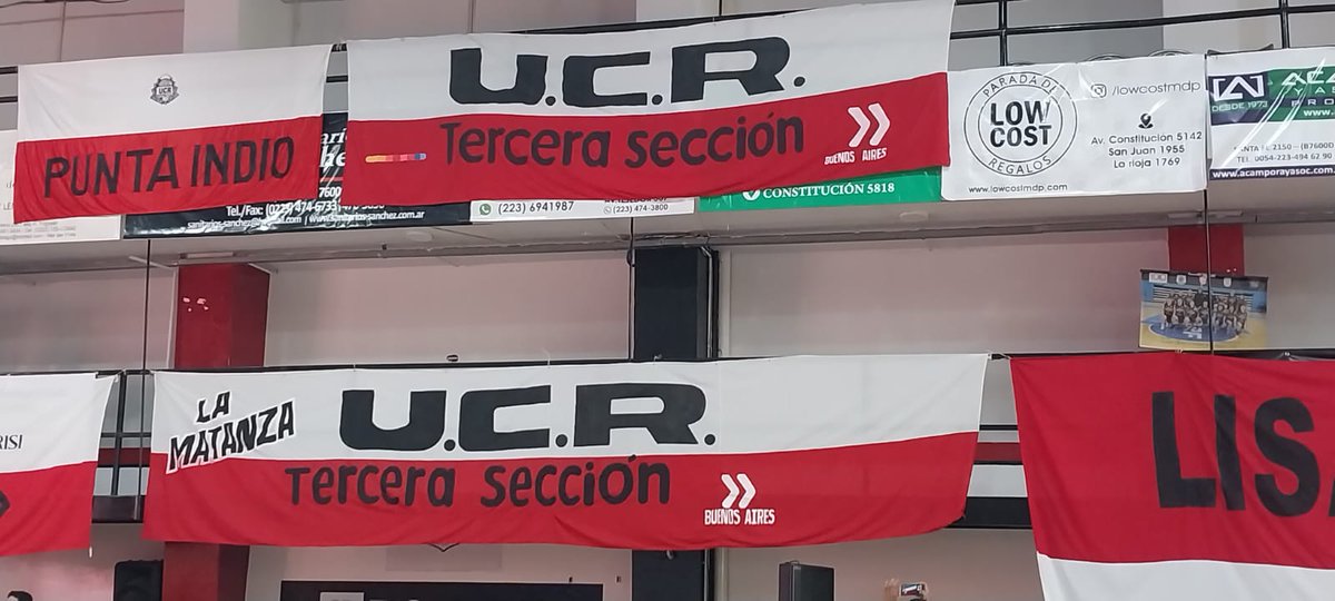 charlybonino's tweet photo. Estamos en #MDQ hoy la #Rompemos con @UCRBuenosAires @MaxiAbad @ArielMBordaisco @dgarciarena @ucrmdqbatan https://t.co/6mGyWLdxeT