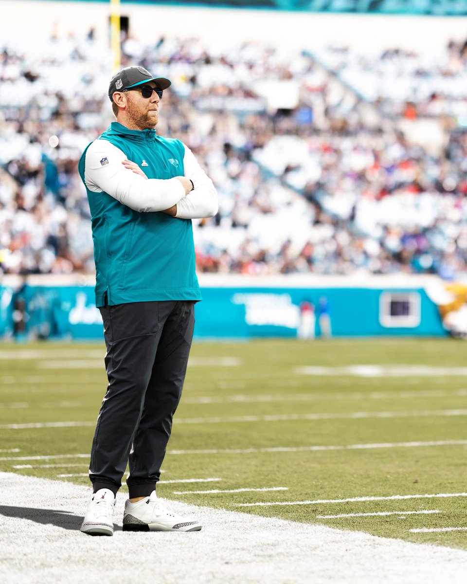 Teal looks good on you, Coach! 😎

#DUUUVAL