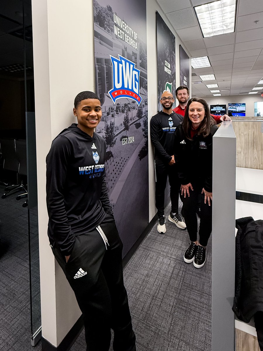 ASUNSports's tweet photo. Next up on The Lunch Box: @ZuriyahD 🎥

@UWG_WBB x #ASUNWBB https://t.co/8cG9iYBKso