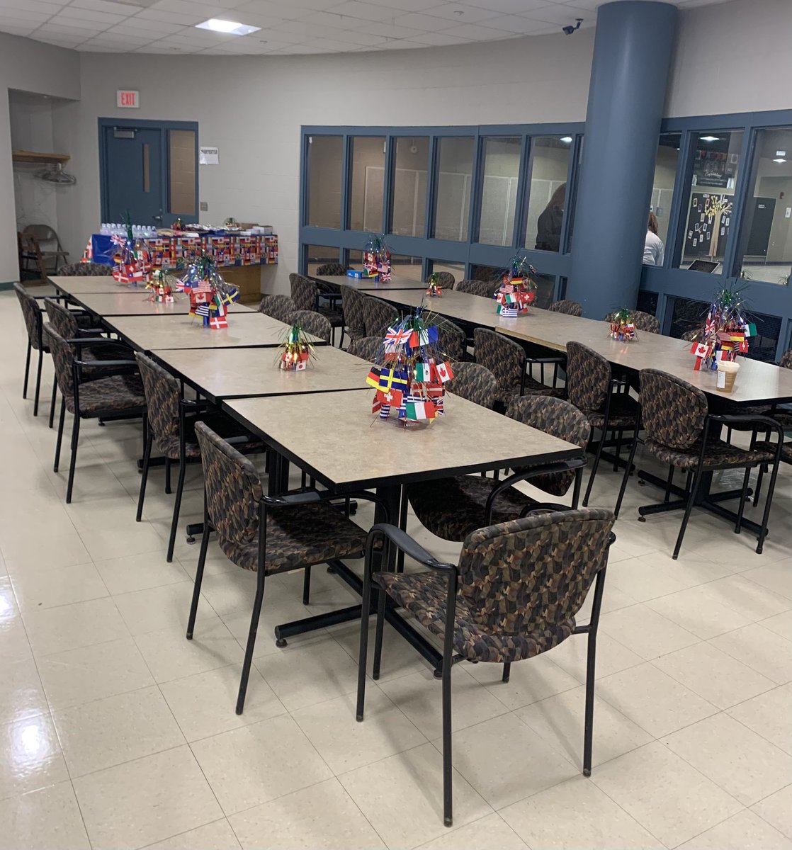 NorthNashua's tweet photo. Nashua North School Counselors held an ELL Outreach Event last night.  It was a fun night, sharing information and connecting with more of our families!  @NASHUASCHOOLS https://t.co/Qz566E7mth