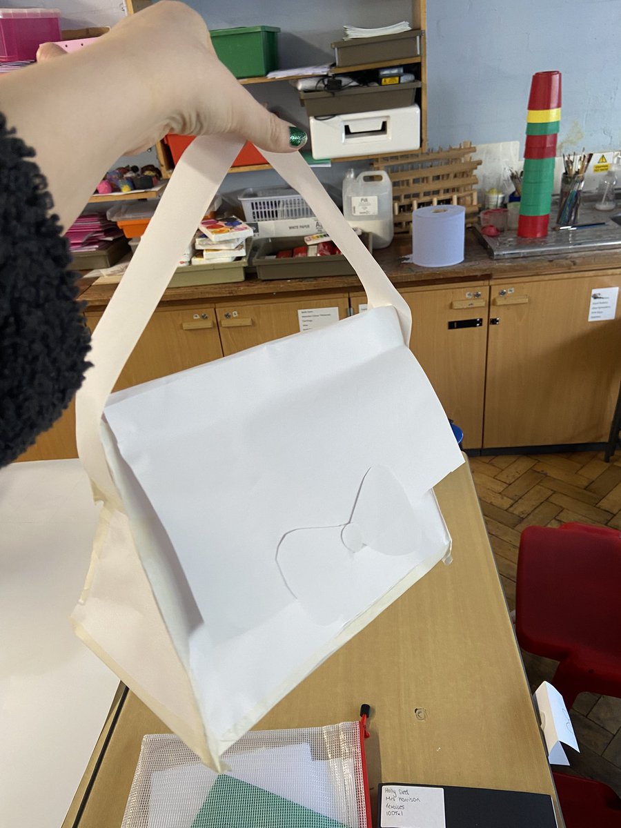 Miss Longshaw tweet media