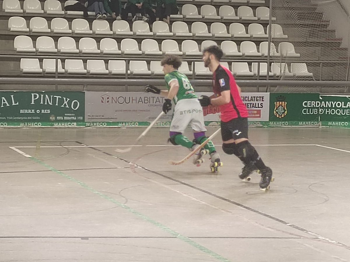 xoc d'estics (@xocdestics) on Twitter photo 🏑 #OKPLATA Nord. Jornada 12
Dissabte
- <a href="/CDominicos/">Club A.A. Dominicos</a> - <a href="/phcsantcugat/">Solideo Patí Hoquei Club Sant Cugat</a>
- <a href="/okcevendrell/">Club d’Esports Vendrell</a> - <a href="/chpsantfeliu/">CHP Sant Feliu</a>
- CDM - <a href="/cerdanyolach/">Cerdanyola Club d’Hoquei</a>
- <a href="/shummassanet/">SHUM Frit Ravich</a> - <a href="/SDEspanyol/">SDEspanyol</a>
- <a href="/CHMataro/">Club Hoquei Mataró</a> - <a href="/IgualadaHC/">Igualada Hoquei Club</a>
Diumenge 12:15
- <a href="/clubpatitordera/">Club Patí Tordera</a> -
<a href="/OviedoRollerHC/">Oviedo Roller HC</a> 🏑 #OKPLATA Nord. Jornada 12
Dissabte
- <a href="/CDominicos/">Club A.A. Dominicos</a> - <a href="/phcsantcugat/">Solideo Patí Hoquei Club Sant Cugat</a>
- <a href="/okcevendrell/">Club d’Esports Vendrell</a> - <a href="/chpsantfeliu/">CHP Sant Feliu</a>
- CDM - <a href="/cerdanyolach/">Cerdanyola Club d’Hoquei</a>
- <a href="/shummassanet/">SHUM Frit Ravich</a> - <a href="/SDEspanyol/">SDEspanyol</a>
- <a href="/CHMataro/">Club Hoquei Mataró</a> - <a href="/IgualadaHC/">Igualada Hoquei Club</a>
Diumenge 12:15
- <a href="/clubpatitordera/">Club Patí Tordera</a> -
<a href="/OviedoRollerHC/">Oviedo Roller HC</a>