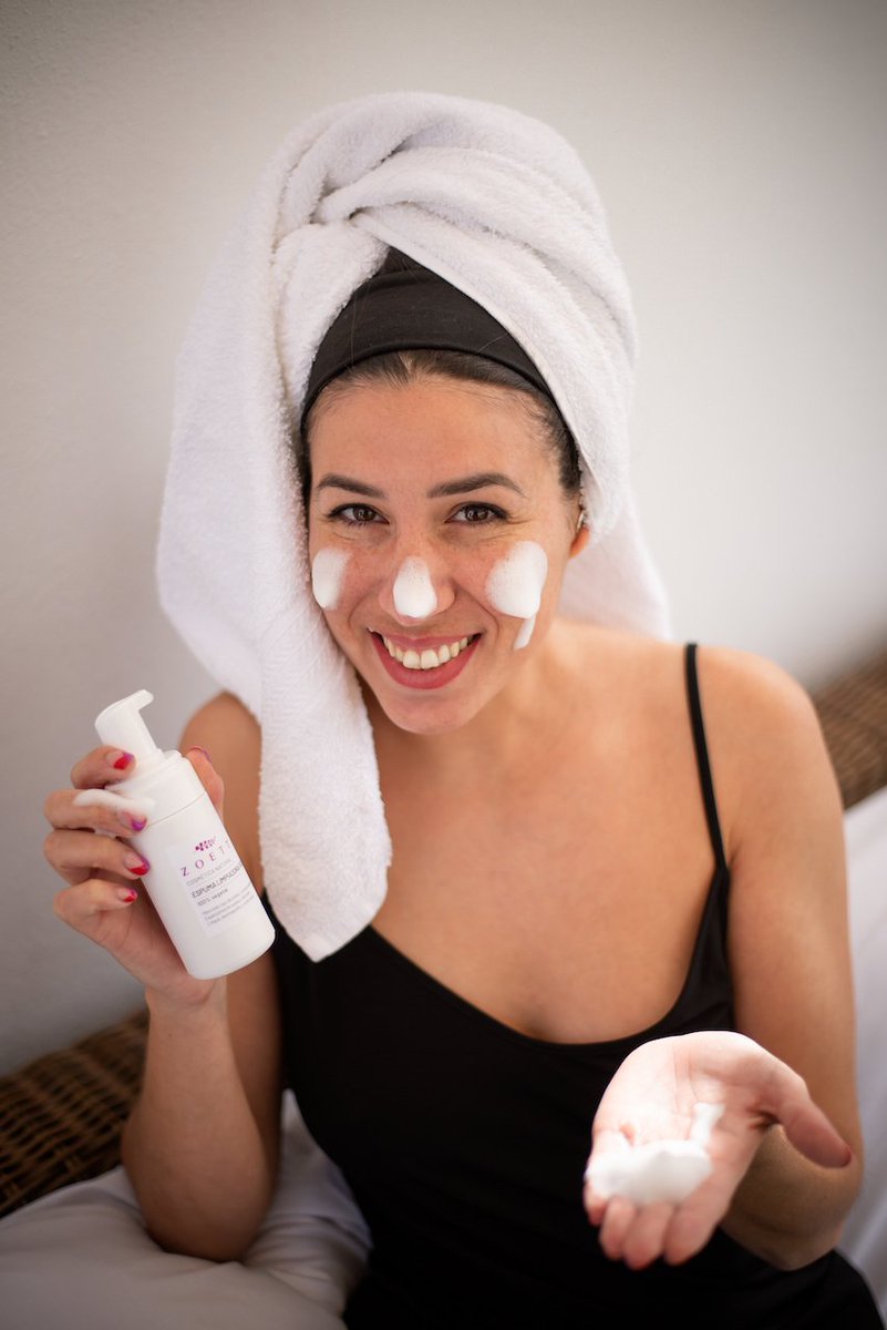 Buenas noches
Hoy, en telademoda, Zoett (zoett.es) una marca de cosmética bio, natural y vegana, una marca ecológica. Entra a ver sus productos.