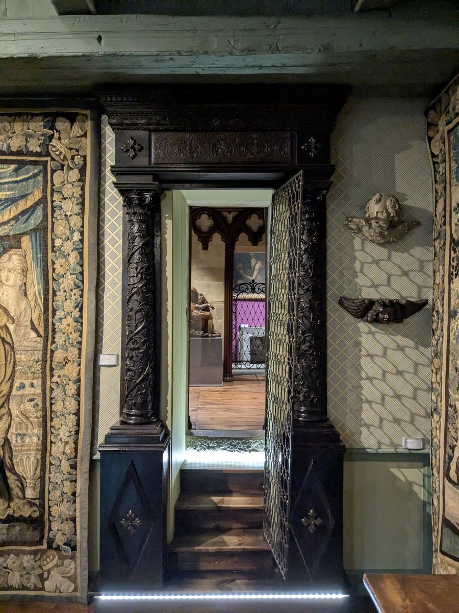 Nouveau vendredi, nouveau déplacement professionnel.

Aujourd'hui, à la découverte de Saint-Flour, son Pays d'art et d'histoire et ses musées.