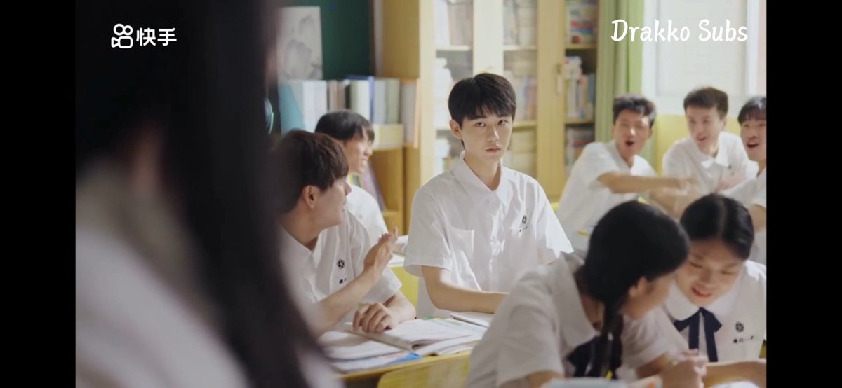 cami_dramas's tweet photo. Que lindo es este chico🥰 la verdad que nuestra protagonista tiene muy buen gusto💖🤗 me encantó el chico❤️ la llave de su viaje 🔑
#BackToSeventeen https://t.co/Xp8seqRTp8