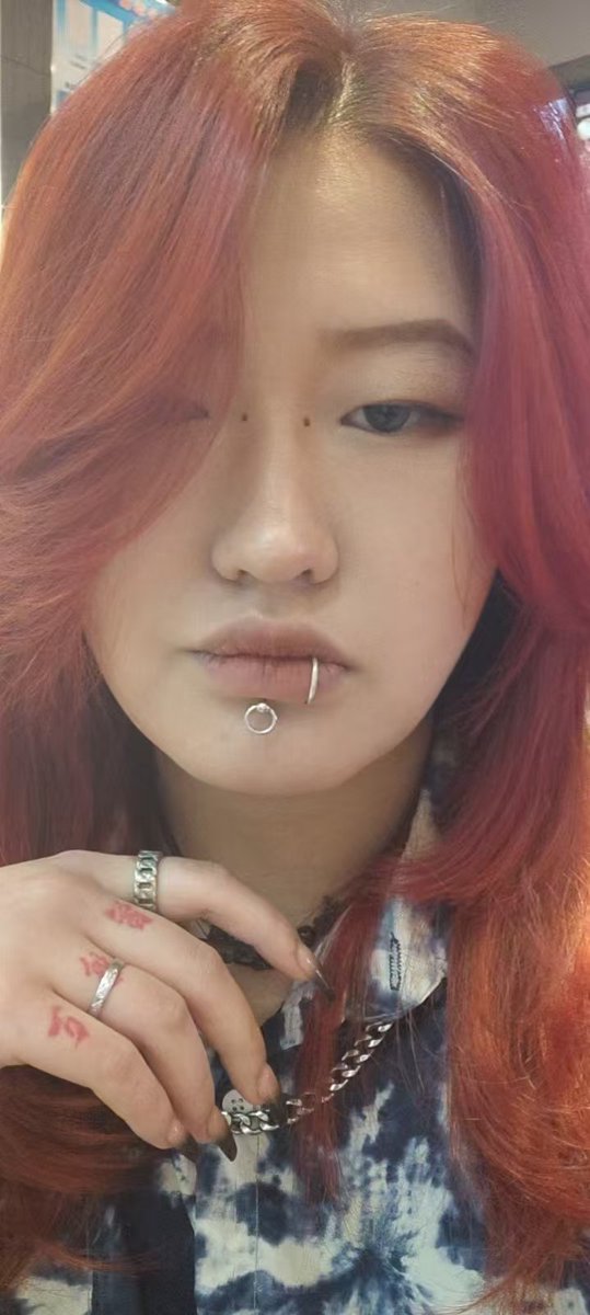 c86787's tweet photo. 女t一个，是个双，也是个1，有妹妹，或者男娘喜欢的私聊我。本地最好。 https://t.co/Y1C2bGRGdW
