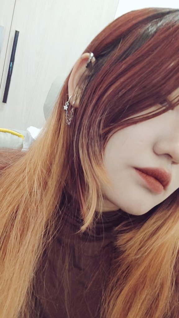 c86787's tweet photo. 女t一个，是个双，也是个1，有妹妹，或者男娘喜欢的私聊我。本地最好。 https://t.co/Y1C2bGRGdW
