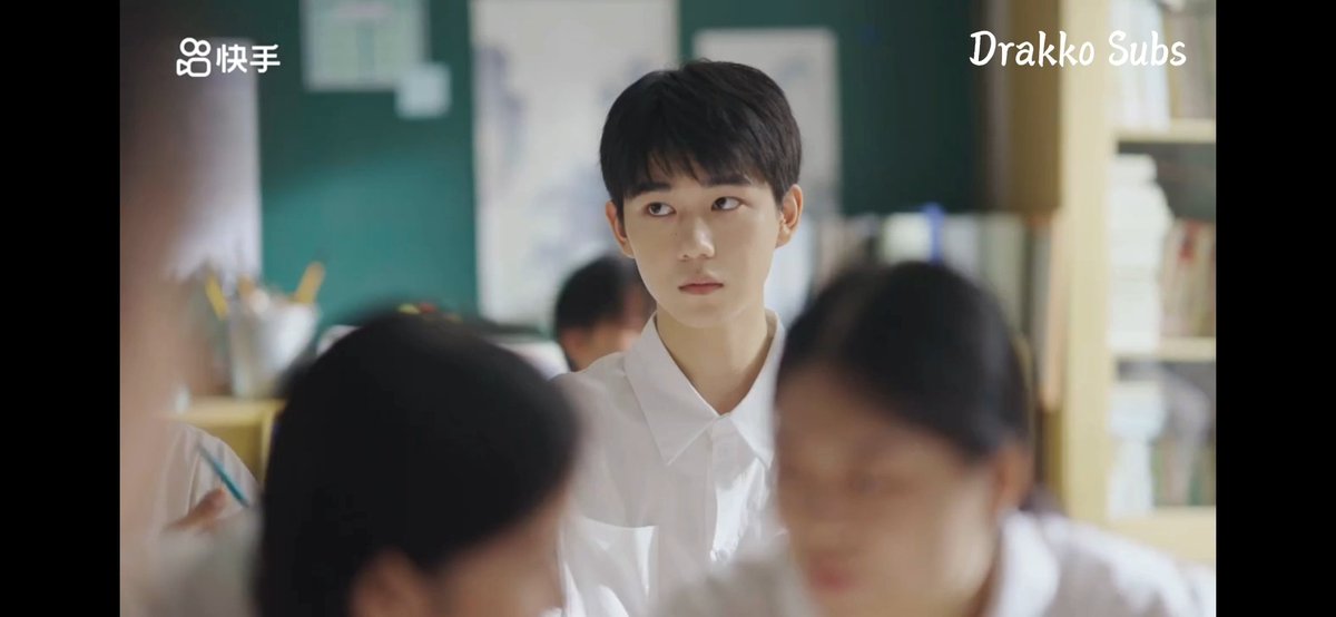 cami_dramas's tweet photo. Que lindo es este chico🥰 la verdad que nuestra protagonista tiene muy buen gusto💖🤗 me encantó el chico❤️ la llave de su viaje 🔑
#BackToSeventeen https://t.co/Xp8seqRTp8