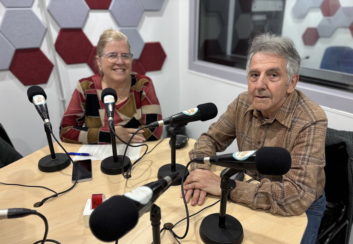 Ràdio Gràcia (@radio_gracia_) on Twitter photo A l'#infogràcia d'avui, el Josep Maria Redondo, la <a href="/nuriapimartinez/">Núria Pi i Martínez</a> i el Carlos Medina parlen de #seguretat amb el Pere Bernat -🚒bomber de Barcelona - i del #festival <a href="/tradicionarius/">Tradicionàrius</a> amb l' Andrea Moliner.
👉 No t’ho perdis al següent enllaç: lc.cx/sY0_hi A l'#infogràcia d'avui, el Josep Maria Redondo, la <a href="/nuriapimartinez/">Núria Pi i Martínez</a> i el Carlos Medina parlen de #seguretat amb el Pere Bernat -🚒bomber de Barcelona - i del #festival <a href="/tradicionarius/">Tradicionàrius</a> amb l' Andrea Moliner.
👉 No t’ho perdis al següent enllaç: lc.cx/sY0_hi