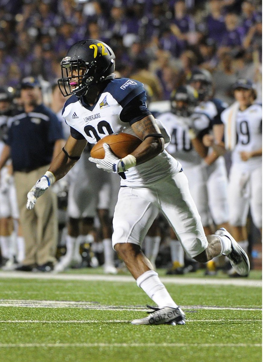 MalaikaSione's tweet photo. Beyond Blessed to receive an offer from Northern Arizona University! #AGTG @CoachSwanson_ @TheMarcusAlford @BrandonHuffman @GregBiggins @adamgorney @K12Elite https://t.co/vLVUoAzlV4