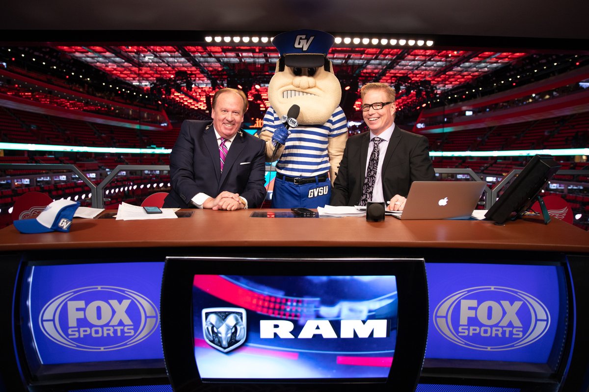 GVSUalum's tweet photo. After 45 years, @JohnKeatingTV ’79 will be retiring from a career in sports broadcasting at the end of the @DetroitRedWings season. Join us in congratulating John on an extraordinary career!🏒🎙️ 

#GVSU #GVSUAlumni #LakerForALifetime #RedWings https://t.co/TAlFExxKnI