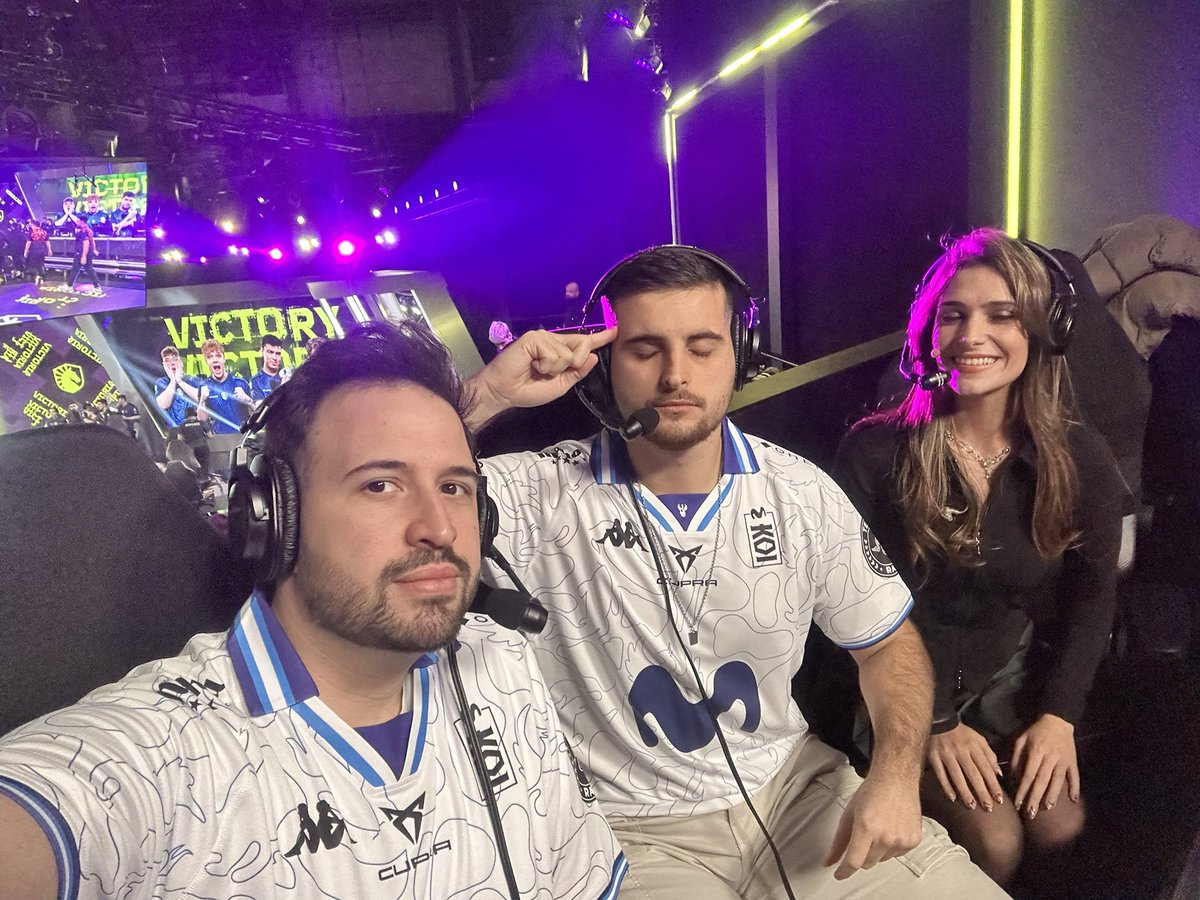 ENTREN YA AL DIRECTO QUE JUGAMOS YA 

NOS JUGAMOS LA MALDITA VIDA 

MOVISTAR KOI - GENTLEMATES EN DIRECTO DESDE EL RIOT GAMES ARENA CON ULISES Y KAQUKA 

ENTREN QUE HAY QUE CANTAR LA PRIMERA