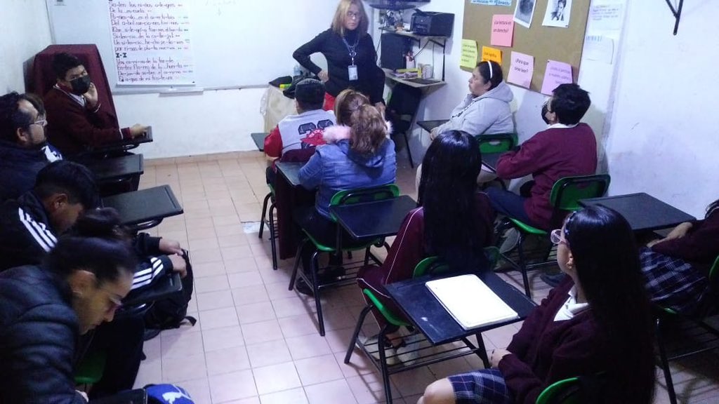 ValienteMargot's tweet photo. OFTV 0211 PEDRO MORENO, ZE V017

2°A,Lectura de Fisionomía de la lectura 
José Antonio Pérez Rioja 
Declamación grupal del poema de Canción de primavera
Federico García Lorca

#MaratonesPorLaLectura 

 #LaEducacionEsUnDerecho https://t.co/bRmD7YCOY5