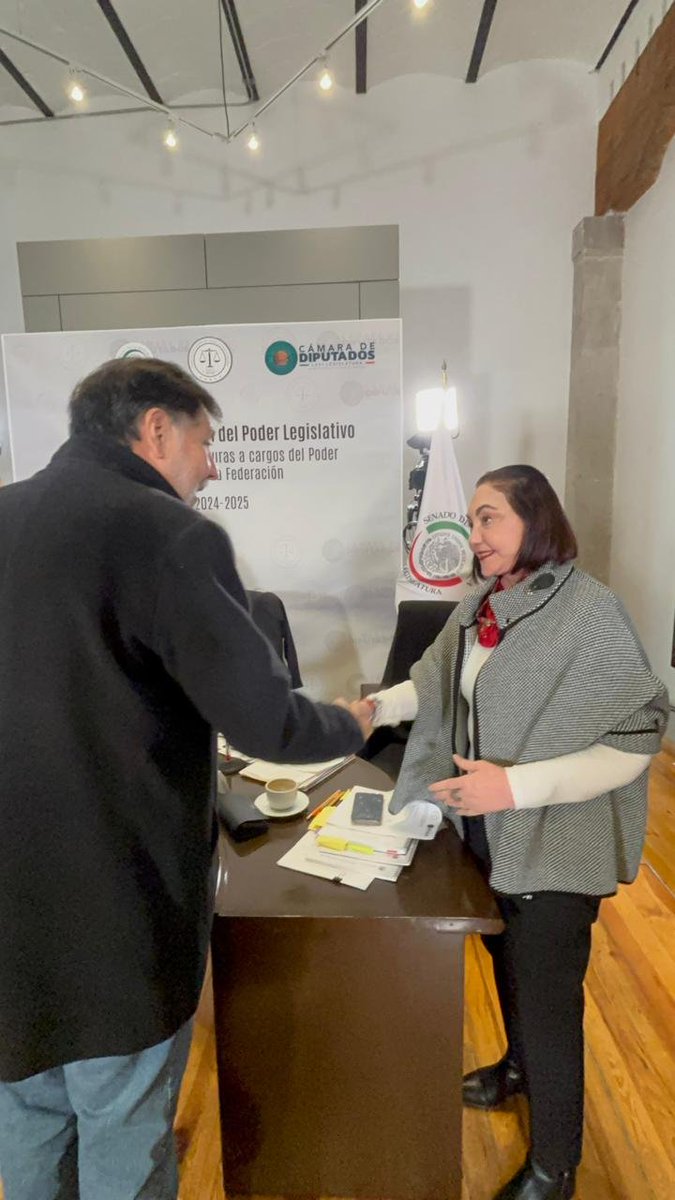 comiteCEPL's tweet image. El presidente de la Mesa Directiva del Senado, @fernandeznorona visitó al Comité de Evaluación del Poder Legislativo y reconoció la labor que han desempeñado.