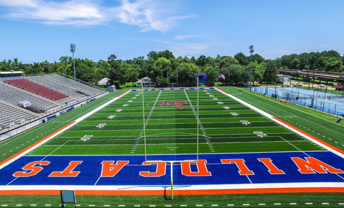 SandolphRobert's tweet photo. I am blessed to have received an offer from Louisiana Christian University. @CoachCoryYork @CoachB_Wallace #AGTG #football #blessed https://t.co/3CRvnSaHTB