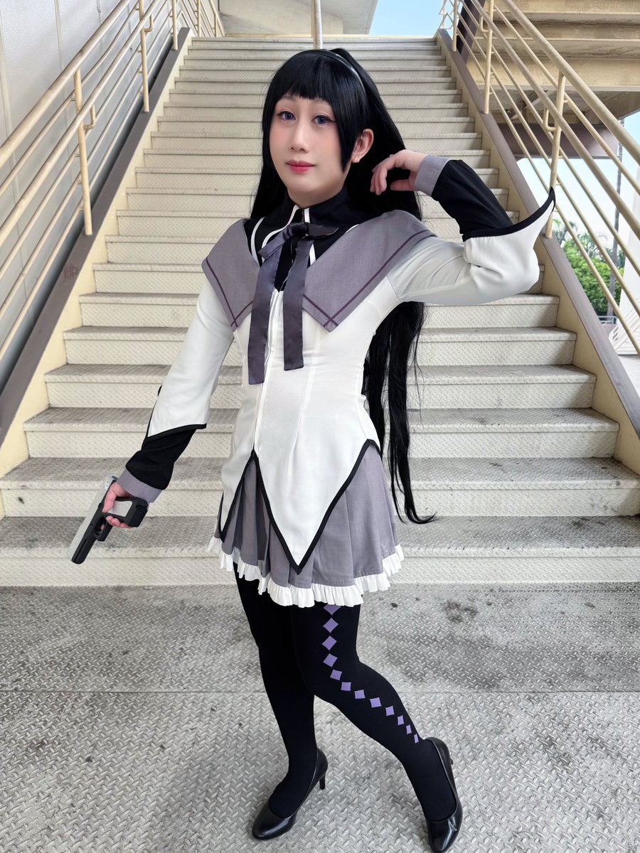 I finally wore one of my dream cosplays! Homura Akemi from Puella Magi Madoka Magica. It was really comfy! I don’t know why I didn’t wear it sooner.

✨Homura cosplay <a href="/dokidokicostume/">♥️ Dokidoki ♥️</a>
📸 Photo <a href="/ItsAndrewXP/">ItsAndrewXP</a>

#コスプレ #まどかマギカ