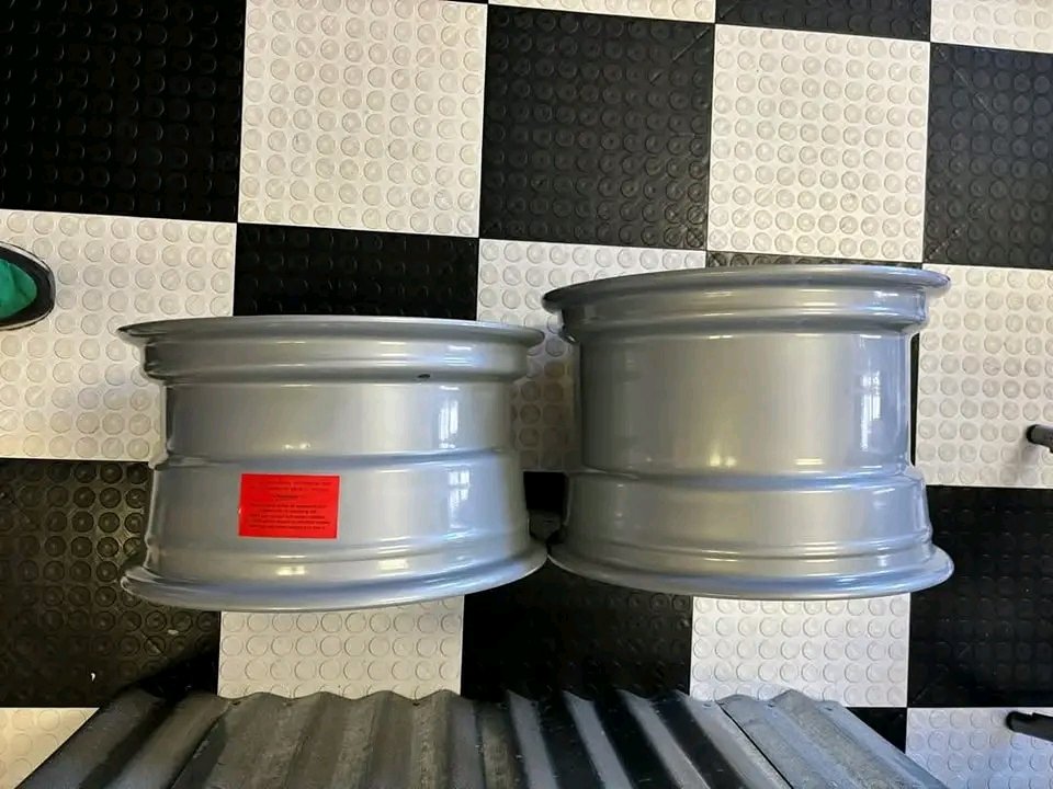 MarcuC92730's tweet photo. Some amazing narrow and wide Rally wheels for upcoming C10 build
Message me now if your interested!! https://t.co/9WmX1WI2hu