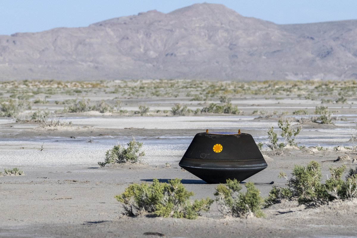 Listen in for science results from the asteroid sample returned to Earth by our OSIRIS-REx spacecraft. NASA leaders and other experts will speak at a live teleconference at 11am ET (1600 UTC) on Wednesday, Jan. 29: go.nasa.gov/40uZfDl