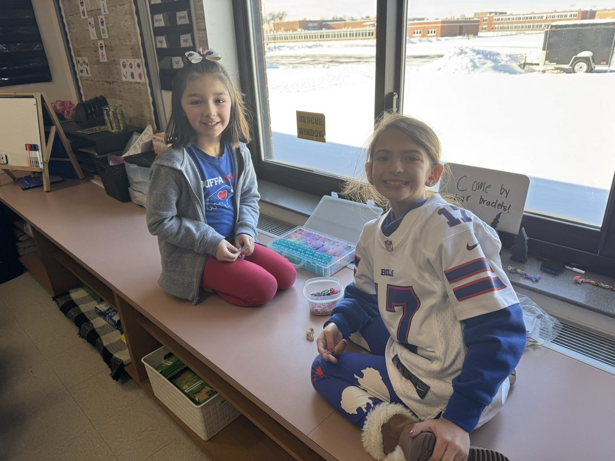 G19 was representing the ♥️🤍💙 today! Go Bills!