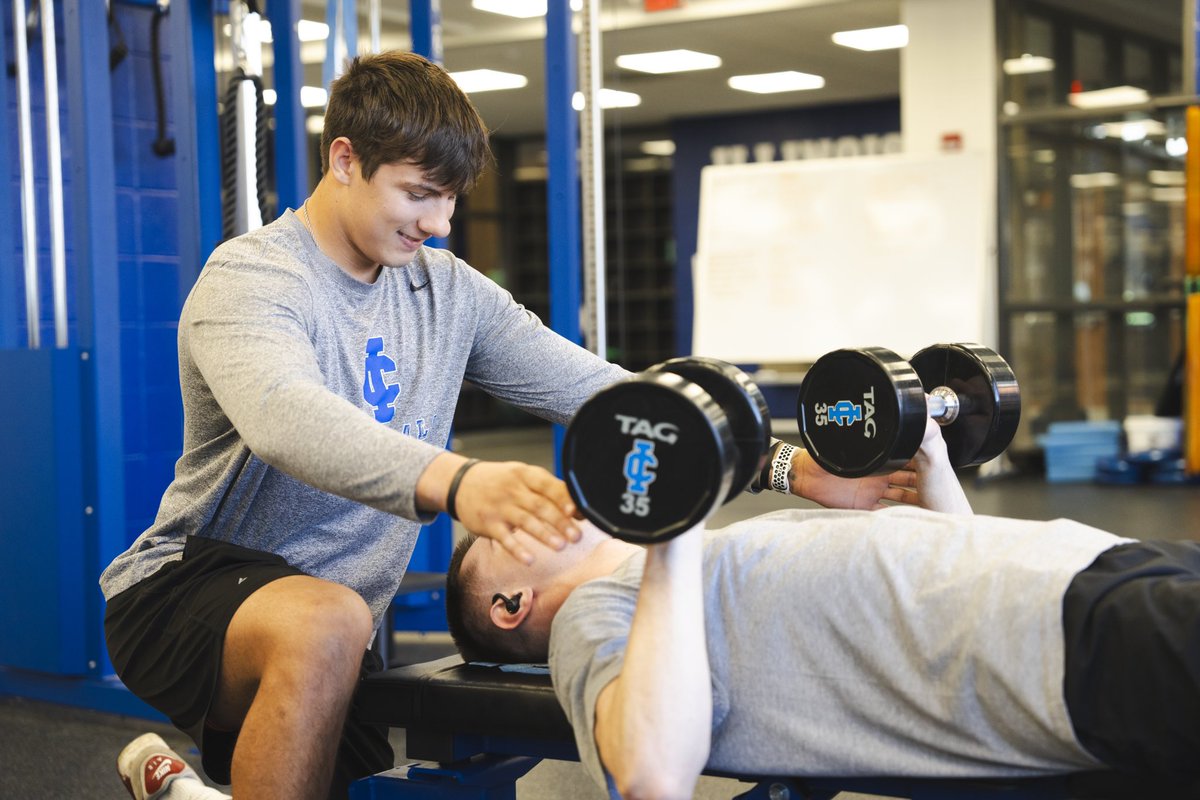 ictrueblue's tweet photo. Real-world experience starts here!
There are so many opportunities for internships externally and internally here at Illinois College. Did you know our students have the opportunity to intern with our strength coaches and work with our sports teams? #GraduateREADY https://t.co/wC0dRZkNfi
