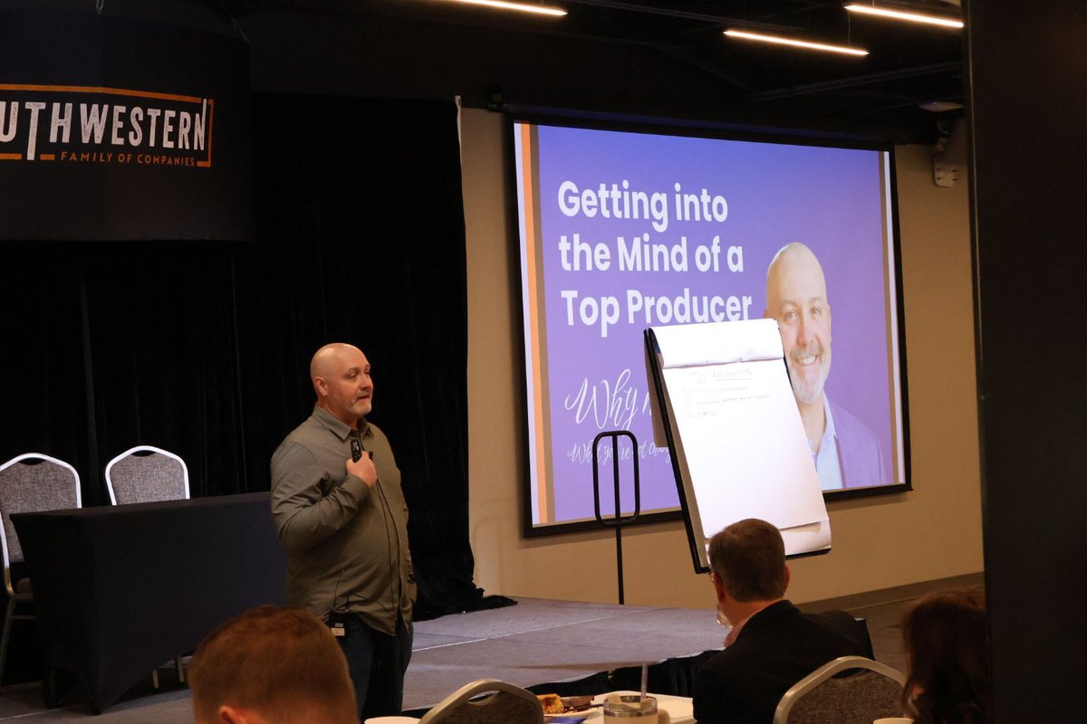 ThinkingAheadES's tweet photo. Compass day 2 is wrapping up! We've learned, shared, and refocused. All that's left to do now is CELEBRATE! https://t.co/2fD6hCVZmu