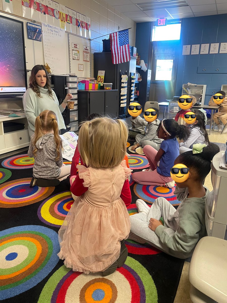 Maria_Adams0019's tweet photo. From K to 5th grade we have had a number talk filled day at AAA! @jennilynn08 and I explored counting on with Marvin the 🐵, multiplication, addition to 💯, and adding fractions with students today! #numbertalks
@AmstiUAH @AMSTI4all https://t.co/6VPc1sAcnY