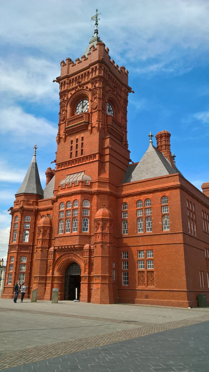 PeterWakelin1's tweet image. And also new from Cadw, a fascinating job on listed buildings, parks and gardens: cais.tal.net/vx/lang-en-GB/…