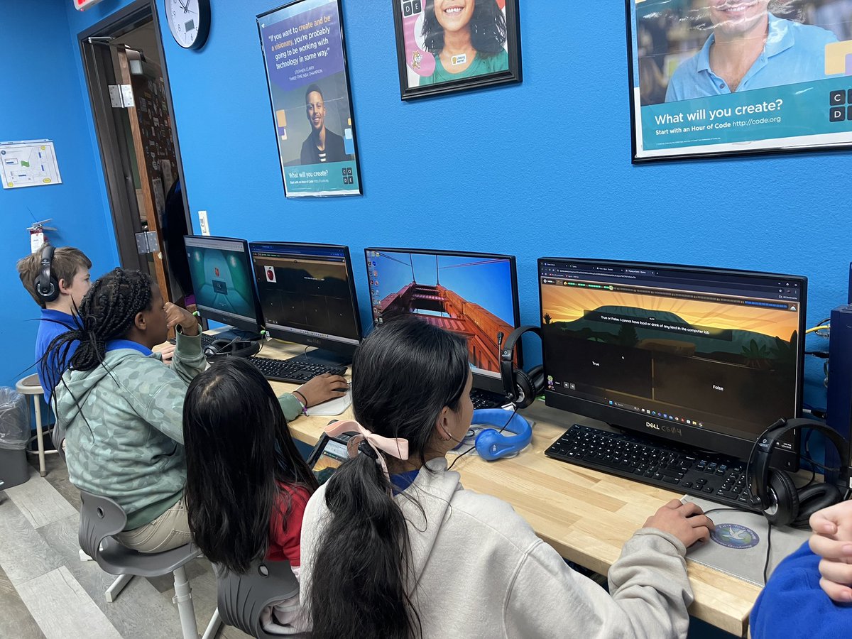 javierfaguilar's tweet photo. At @efwmaschool our goal is that ALL of our students be successful & fun in their educational journey, that is why all this week & today we are doing @quizizz #equity #diversity #inclusion #confidence to review #GoogleApplications
@kyleniemis #youcanwithquizizz #AFEteacher https://t.co/Cwcm6QgfHT