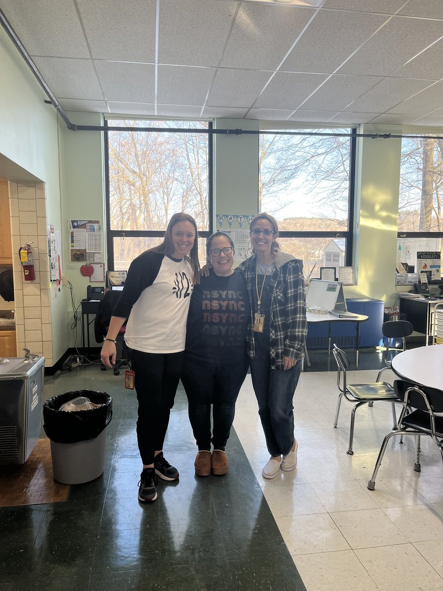 MathIrving's tweet image. It&apos;s the 90th Day of School!! We are 1/2 way through the school year! #halfwayday