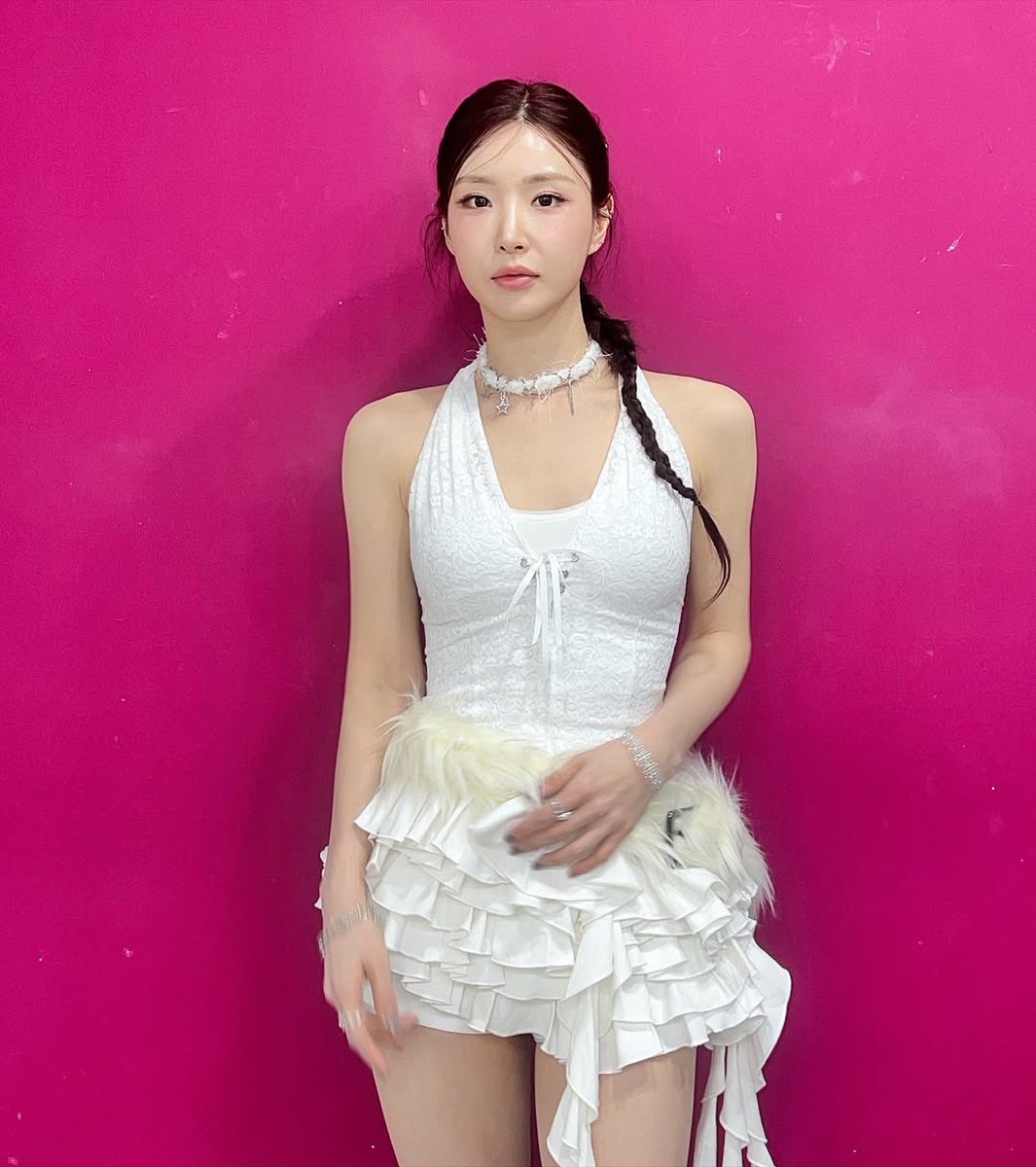 bbeevol's tweet image. this is yuna’s era #BBGIRLS #LOVE2