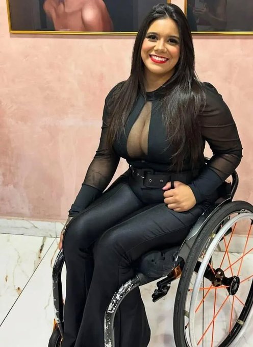 ComedorVix's tweet photo. Novinha Gulosa 🍆🔥
@9vinhagulosa
Fui EXCLUIDA por ser CADEIRANTE😢 Hoje é meu aniversário e ninguém me deu os parabéns ☹️
Você poderia Curti ❤️ pelo menos 😔 https://t.co/EsmrG4EzO6