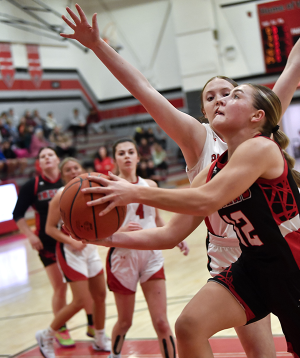 WOAC Sports (@woacsports) on Twitter photo A Strong 3rd Quarter Propels Newton Lady Indians To WOAC Win Over Tri-County North. Indians led by Rylee Hess 24 points, Felicity Harbour 23 points & 12 Rebounds.
story at woacsports.com
<a href="/NewtonAthletics/">Newton Athletics</a> <a href="/tcnladypanthers/">TCN Lady Panthers Basketball</a> A Strong 3rd Quarter Propels Newton Lady Indians To WOAC Win Over Tri-County North. Indians led by Rylee Hess 24 points, Felicity Harbour 23 points & 12 Rebounds.
story at woacsports.com
<a href="/NewtonAthletics/">Newton Athletics</a> <a href="/tcnladypanthers/">TCN Lady Panthers Basketball</a>