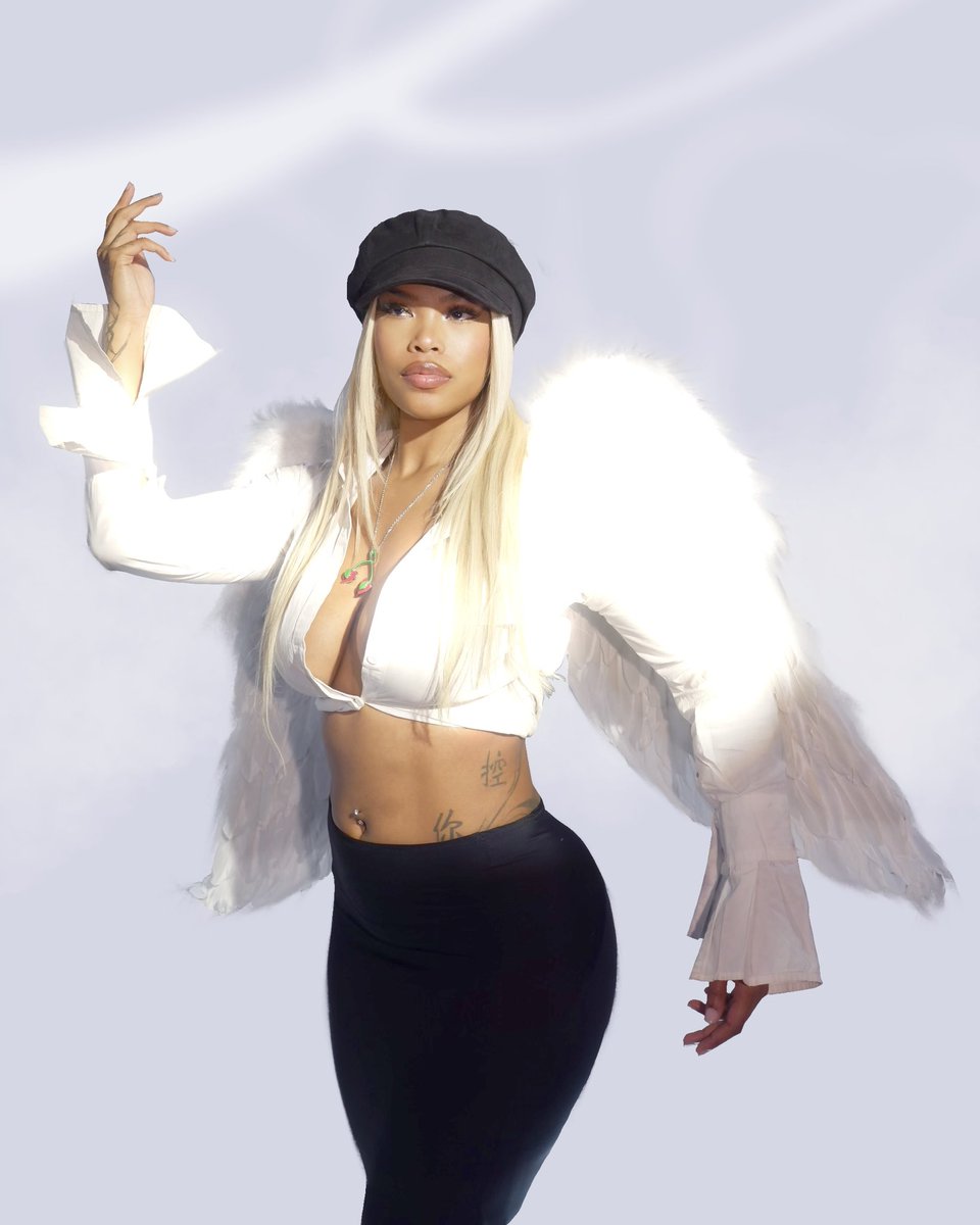 galactamelanin's tweet image. cherry kiss earring + pendant combo by @identity_bridge 🍒🪽