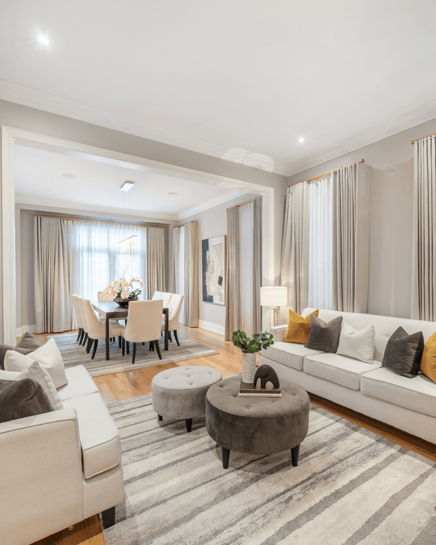 slavnyhomes's tweet photo. 🔑 Stunning 6+1 bedroom Luxury Executive home JUST LISTED in Upper West Side! 🔑

📍 5 Straw Cutter Gate, Upper West Side

Come fall in love with this beautiful dream #home! 

Want more information or to book a showing? Contact us now for more details 📲 416-669-7037. https://t.co/llUXWv5Bfe