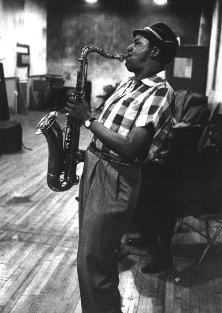 CLETimeRecords's tweet photo. Swing tenorist Jimmy Forrest (January 24, 1920 – August 26, 1980) struck gold with his 1952 #1 hit "Night Train"
#jimmyforrest #saxophone #jazz https://t.co/80EfOoWn8g