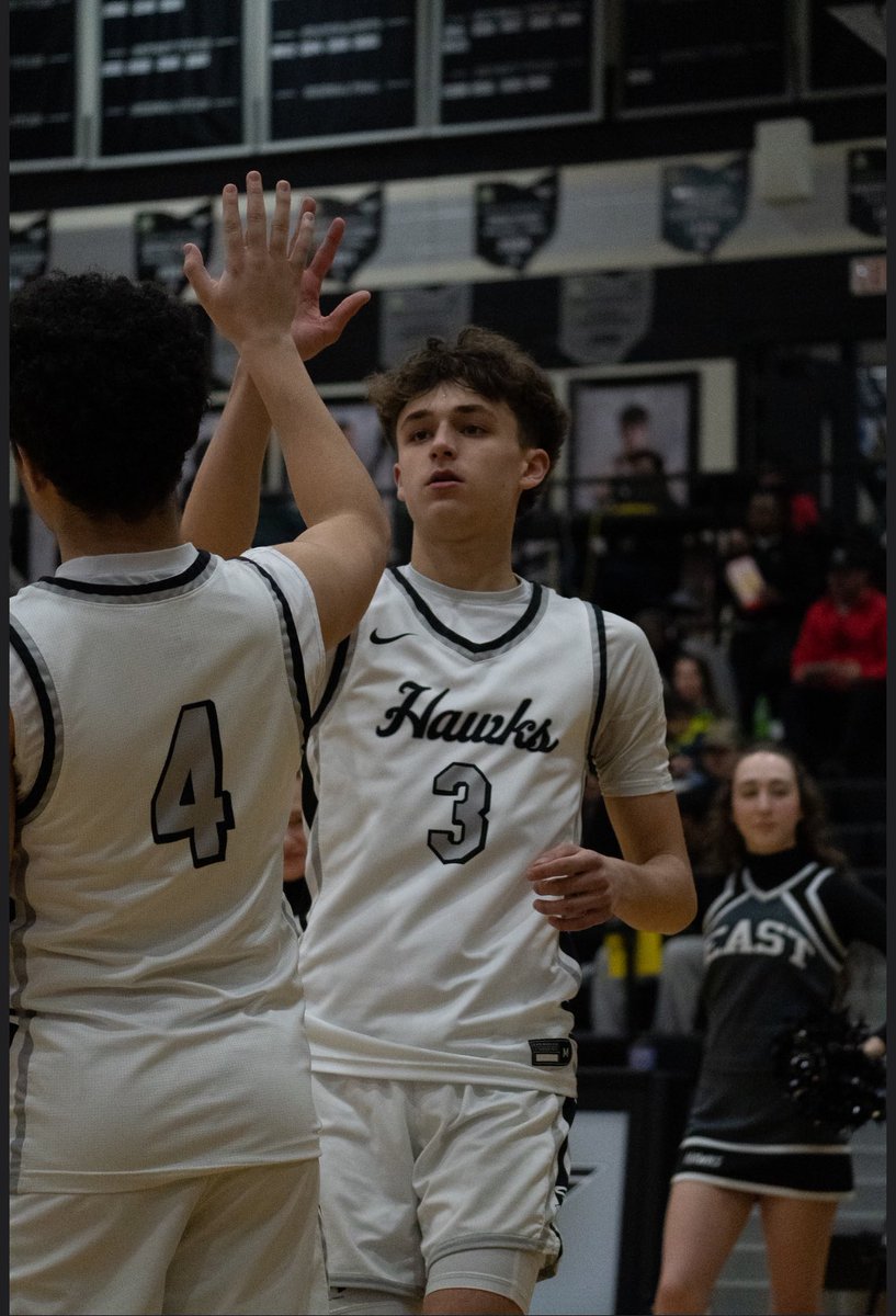 EastHawks2025's tweet image. DOUBLEHEADER @ ❌EST 📍
GIRLS @6
BOYS @7:30
VS ❌EST 🤮🗑️
THEME: BLACKOUT ⚫️
BIGGEST GAME OF THE YEAR. BE THERE ‼️