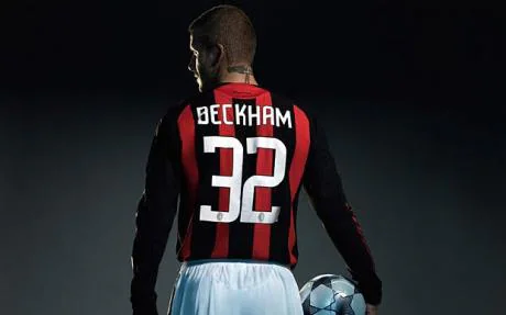 🗣️ Kyle Walker spoke to <a href="/MilanTV/">Milan TV</a>: "Why 32? For Beckham, an icon for us"