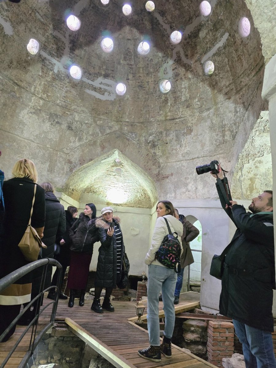 VisitPeja's tweet photo. Hamami i Pejës 🌟 një pikë unike në shtegun kulturor për ta vizitua 🥇
°
#visitpeja #pejatourism #peja #pejacity #culture #cultureheritage #culturetrip #experience #travel #traveltokosovo #traveltoperu #cultour #experiencepeja #oldbazaar https://t.co/dOL6mGIEr9