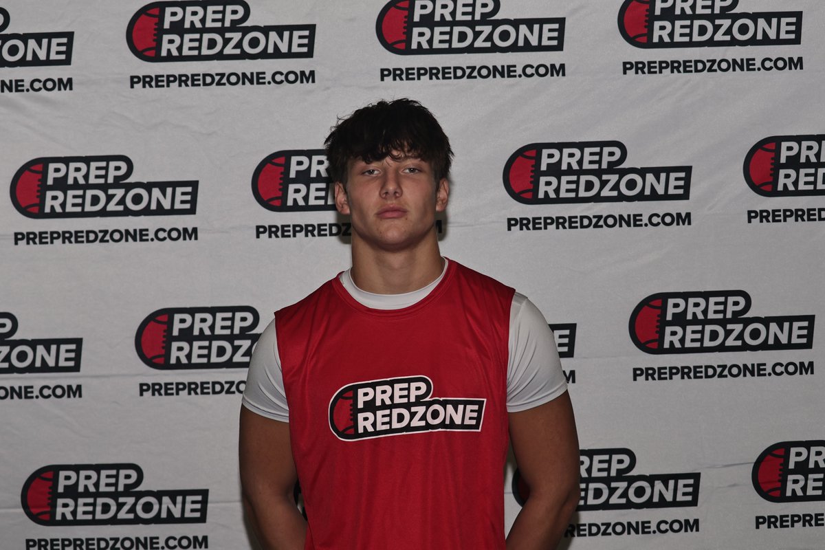TrckFtblrecruit's tweet photo. Prep Redzone | Missouri Showcase Player Highlight

LB/DE Mason Wright @Mason_Wright26
C/o 2026 - Park Hill South HS (MO)
6'4, 208lbs

🟢4.0/5.0 COM Score
💨40-YD: 82nd %ile
⚡️Shuttle: 65th %ile
🔋Broad Jump: 85 %ile https://t.co/Hy758LrlPC