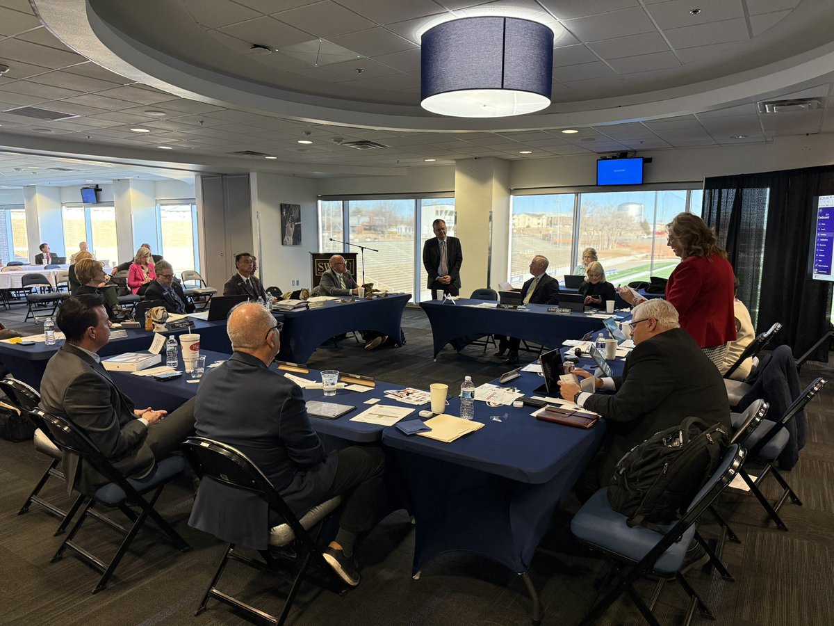 RUSORegents's tweet photo. Great RUSO Regent meeting at Southwestern Oklahoma State University! Thanks @okstatechamber for participating in the dinner and to @OSRHEChancellor for presenting today! https://t.co/HDqeEoK5I7
