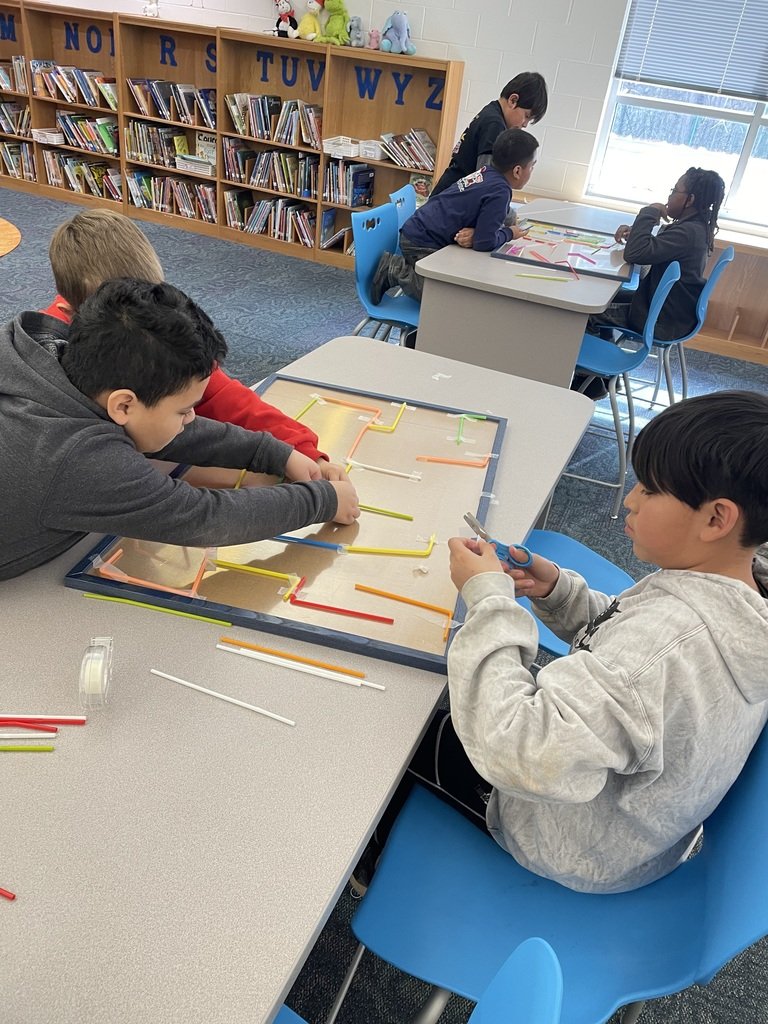 VirginiaCrossEl's tweet photo. 💡Cub Spotlight💡 Media students extended some of their snow fun by making snowball mazes and snowstorms-in-a-jar. We were so glad to end the week in person with our Cubs ☃️ #VCEPride #STEMLearning #CCSLibraryMedia https://t.co/2ii4s0XwOH