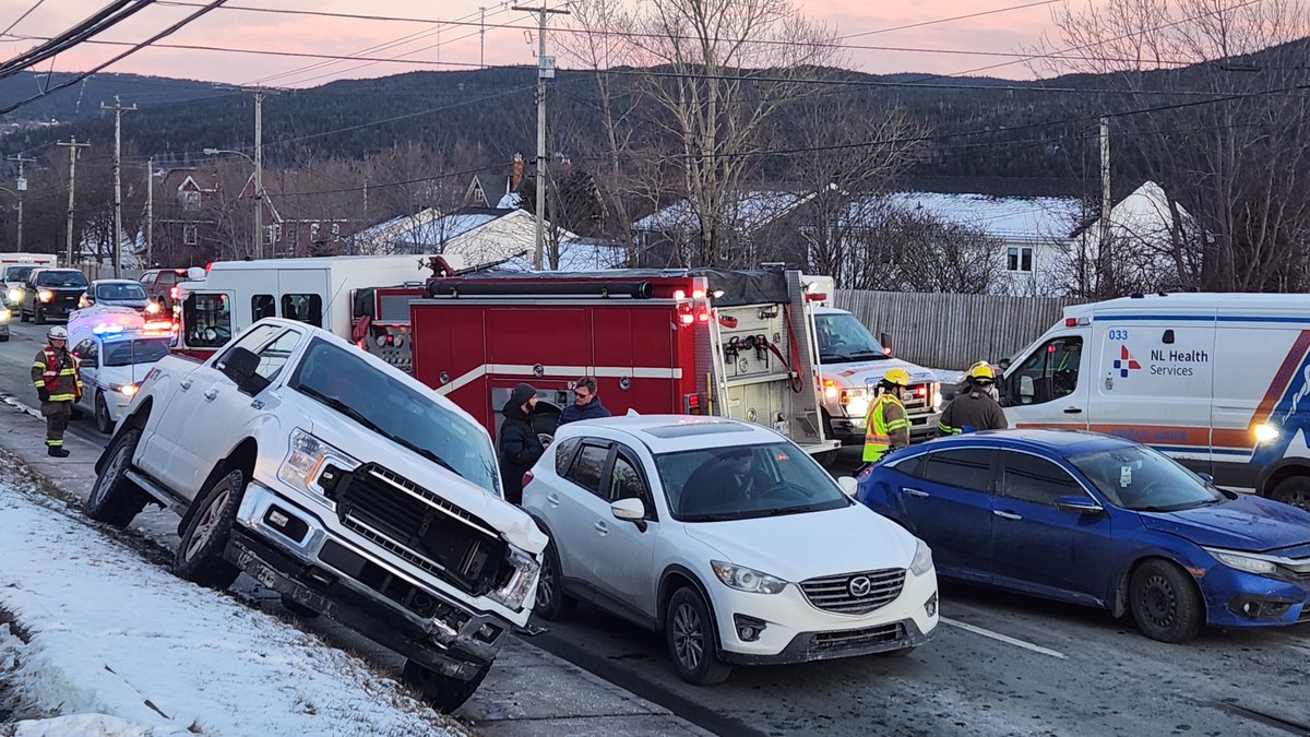 The westbound lanes of Topsail Road between Forbes Street and Colville Place are at standstill due to a two-vehicle rear-end collision that occurred in front of the Fairview Building. There doesn't appear to be any serious injuries. #nltraffic <a href="/newfoundnewsca/">Newfound News</a>